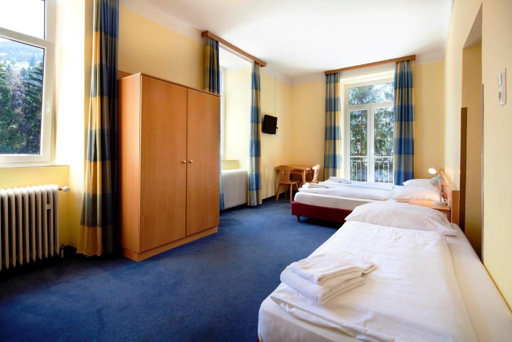 Euro Youth Hotel & Krone Bad Gastein Ruang foto